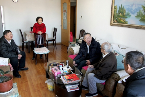 中國(guó)電建集團(tuán)晏志勇看望慰問在京離退休老同志代表