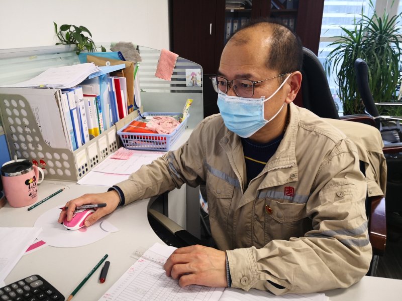 王兆猛的“日?！薄洿筇粕綎|清潔能源開發(fā)有限公司人力資源部負(fù)責(zé)人王兆猛