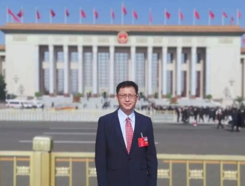 【兩會】人大代表、樂山太陽能研究院院長姜希猛：建議實施人人光伏發(fā)展戰(zhàn)略
