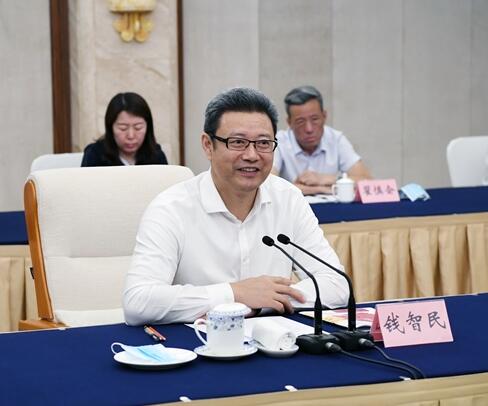 國(guó)家電投黨組書記、董事長(zhǎng)錢智民拜會(huì)重慶市委副書記、市長(zhǎng)唐良智