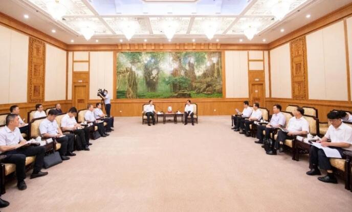 中核集團總經(jīng)理、黨組副書記顧軍與福建省委副書記、代省長王寧會談