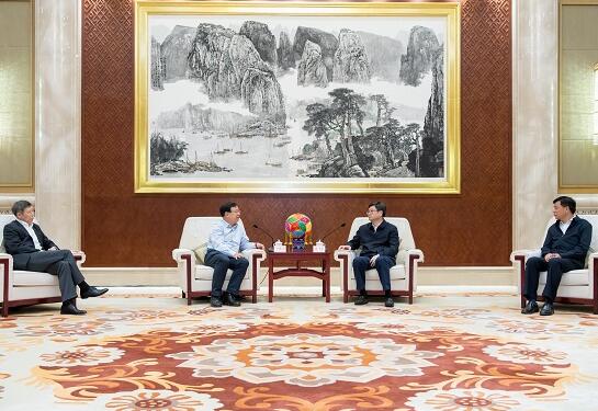 華能集團(tuán)有限公司總經(jīng)理、黨組副書記鄧建玲與廣西自治區(qū)副主席劉宏武會談
