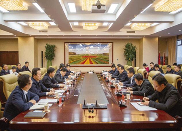 內(nèi)蒙古電力（集團(tuán)）公司董事長、黨委書記賈振國帶隊(duì)赴鄂爾多斯地區(qū)調(diào)研