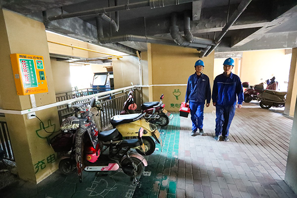“小電驢”充電更安全了！寧?？h24393個(gè)充電接口完成升級(jí)改造