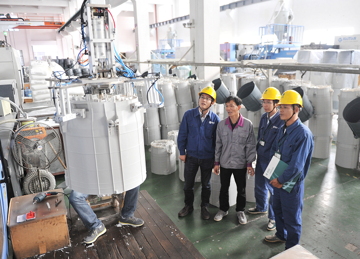 國網慈溪市供電公司上門“義診”獲小微企業(yè)點贊