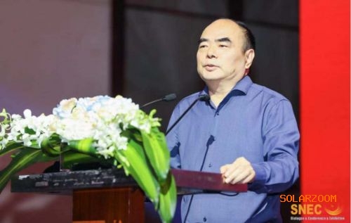 價(jià)格飛漲央企開始組建供應(yīng)鏈保障平臺(tái)！曹仁賢認(rèn)為光伏產(chǎn)業(yè)真的需要“降溫”了！