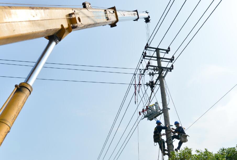 保供電惠民生，國網(wǎng)余姚市供電公司持續(xù)實施單電源小區(qū)升級改造
