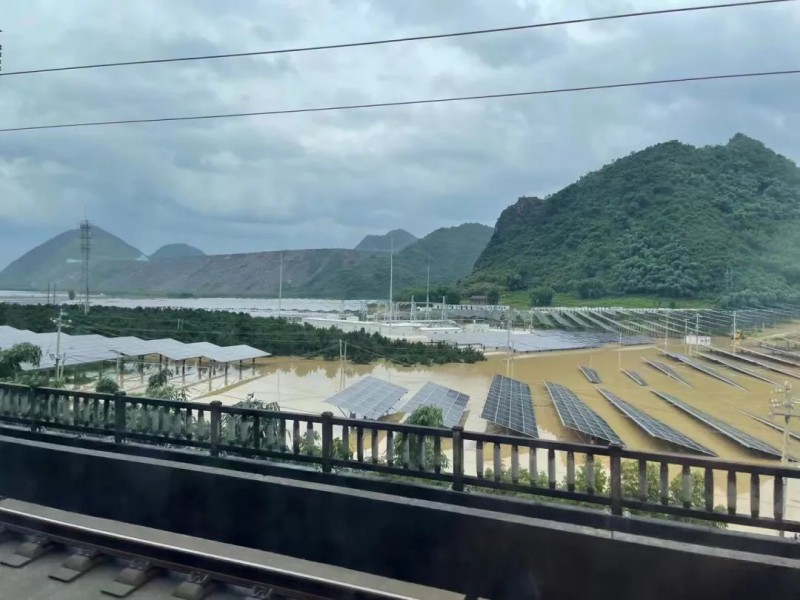 地面電站秒變漂浮電站，又一光伏電站被水淹！