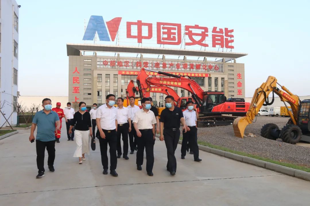 周慶豐赴河南鶴壁、新鄉(xiāng)開展商務(wù)活動
