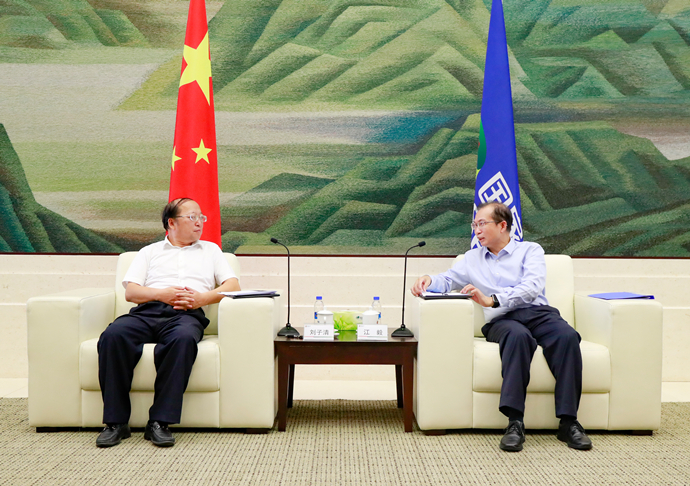 國家電投總經(jīng)理、黨組副書記江毅會見湖北省武漢市委常委、武漢經(jīng)開區(qū)工委書記劉子清