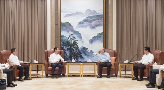 中國電建集團(tuán)公司黨委書記、董事長丁焰章拜會福建省委書記尹力、省長趙龍