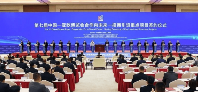 鋁業(yè)巨頭600億元進軍光伏，建設(shè)30萬噸多晶硅、20GW硅片、6GW電站等