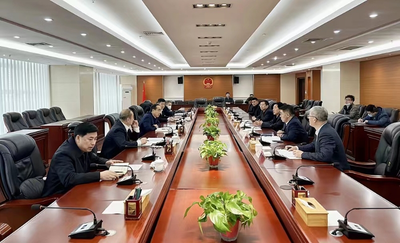 中國能建黨委副書記、總經(jīng)理孫洪水與丹東市市長郝建軍會談