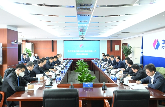 中國電建黨委書記、董事長丁丁焰章與內(nèi)蒙古電力集團(tuán)黨委書記、董事長賈振國會談