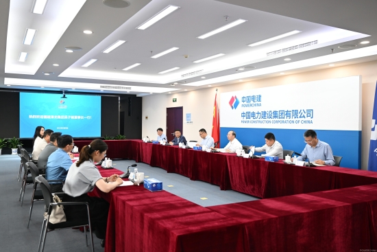 中國電建黨委常委、副總經(jīng)理徐鵬程與漳龍集團(tuán)黨委書記、董事長吳子毅會談