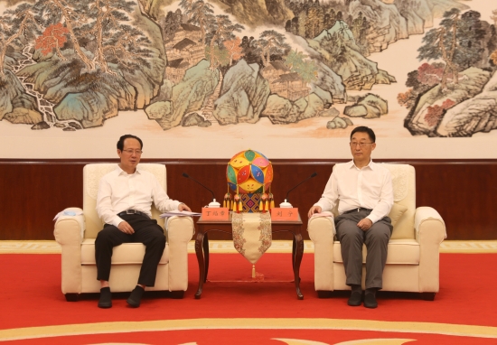 中國電建黨委書記、董事長丁焰章拜會(huì)廣西壯族自治區(qū)黨委書記劉寧、自治區(qū)主席藍(lán)天立
