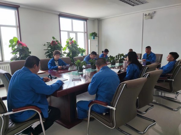 烏海市千里山供電公司：學好政務處分法，增強履職盡責能力