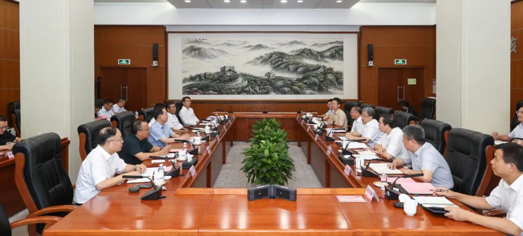 中核集團黨組書記、董事長余劍鋒會見北京市通州區(qū)委書記孟景偉