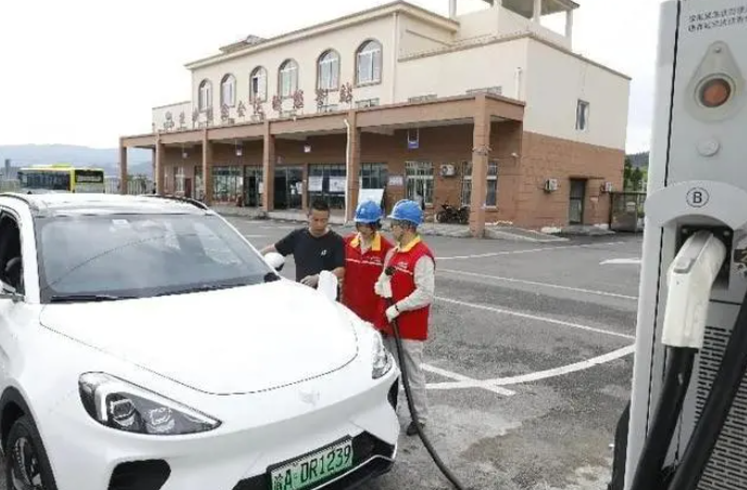 新能源汽車加快進(jìn)入農(nóng)村市場(chǎng)，普及還需邁過(guò)三道坎