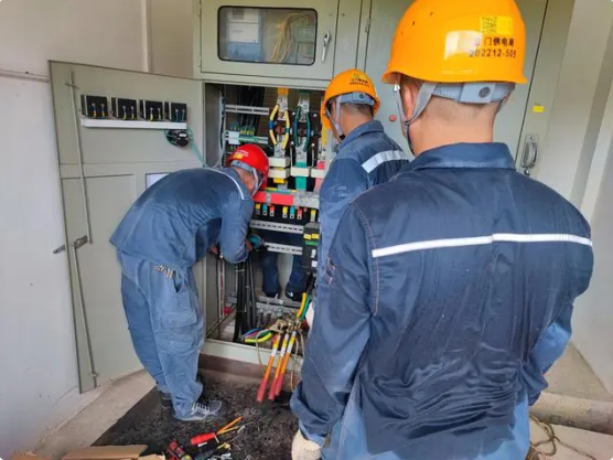 南方電網(wǎng)廣東電網(wǎng)公司：受暴雨影響的32萬(wàn)用戶(hù)98％已復(fù)電