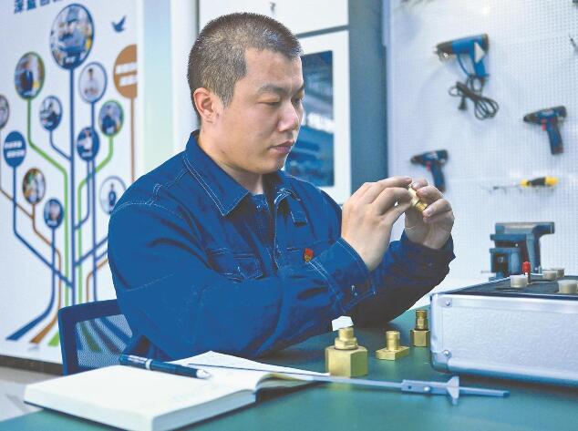何龍：扎根北疆9年，他找到了自己的位置