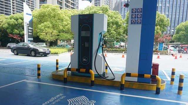 加快培育氫燃料電池汽車產(chǎn)業(yè)，浙江超前布局加氫站建設(shè)
