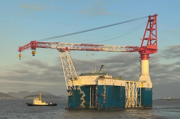 “萬噸級”安裝船到位！服務于浙江在建最大海上風電項目