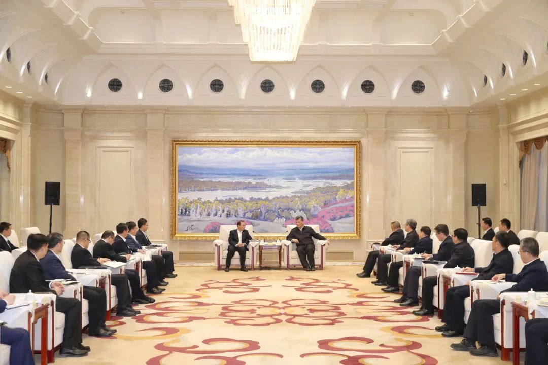 華電集團(tuán)黨組書記、董事長(zhǎng)江毅拜會(huì)新疆維吾爾自治區(qū)主要領(lǐng)導(dǎo)