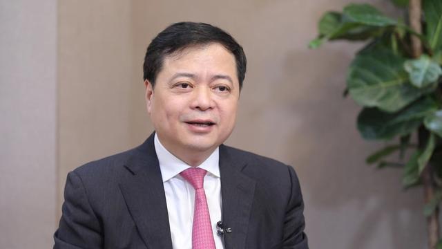 【兩會(huì)好聲音】全國(guó)政協(xié)常委、正泰集團(tuán)董事長(zhǎng)南存輝：建議進(jìn)一步優(yōu)化綠證核發(fā)及交易機(jī)制，提升市場(chǎng)參與度