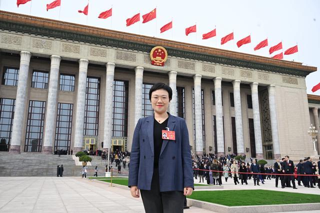 全國人大代表、上汽集團(tuán)零束科技黨委副書記劉懿艷：建議加大中國智能電動(dòng)汽車技術(shù)出海專利保護(hù)力度