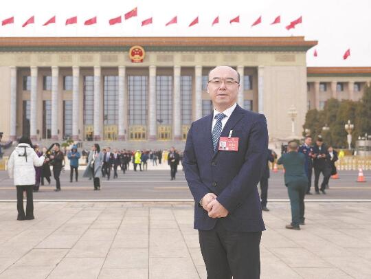 【兩會(huì)好聲音】全國人大代表，國網(wǎng)山東公司董事長、黨委書記 王志偉：推動(dòng)新能源高質(zhì)量發(fā)展 助力美麗中國建設(shè)