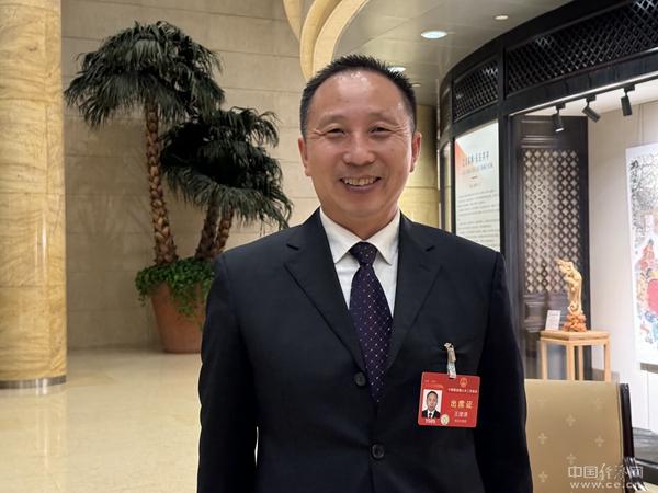 王建清代表：打通全產(chǎn)業(yè)鏈條，提升氫能源產(chǎn)品競(jìng)爭(zhēng)力