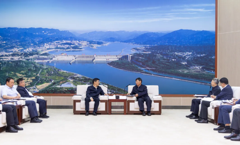 三峽集團與內蒙古自治區(qū)座談