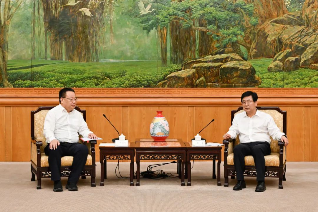 中核集團總經(jīng)理、黨組副書記申彥鋒拜會福建省委副書記、省長趙龍