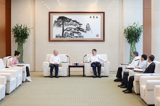 華能集團(tuán)黨組書記、董事長溫樞剛會(huì)見?？谑惺虚L丁暉