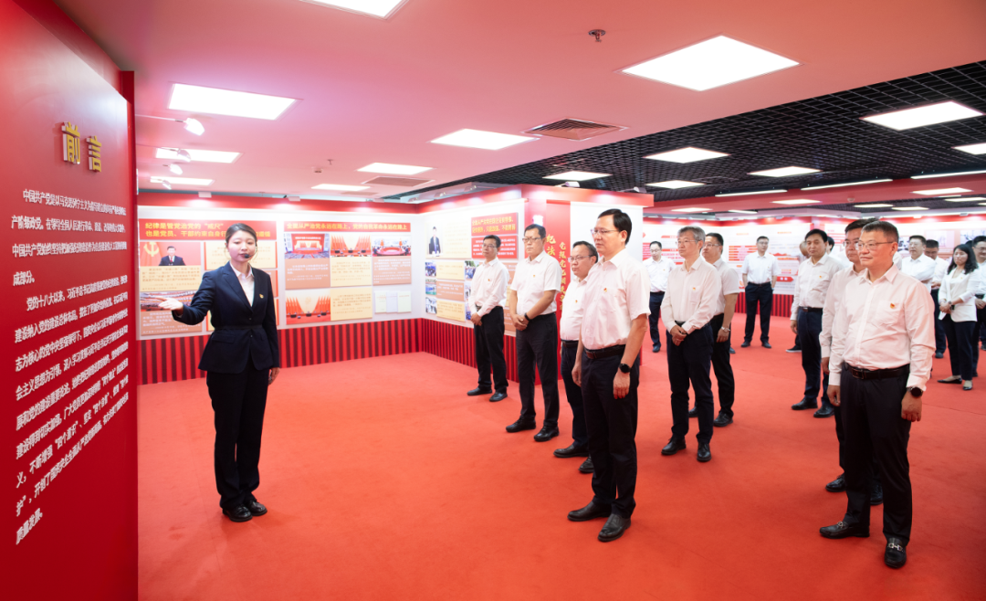 中國大唐黨組組織參觀國務院國資委黨委“守紀鑄忠誠 擔當建新功”黨紀學習教育展