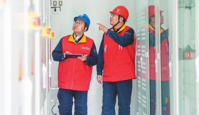 國網(wǎng)大連供電公司“達沃斯保電，我們?nèi)σ愿啊? width=