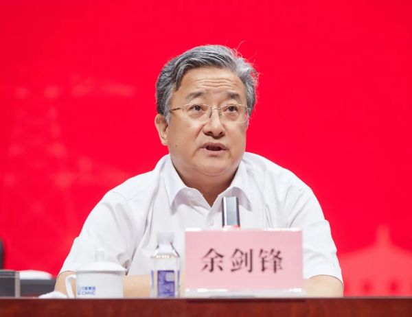 中核集團黨組書記、董事長余劍鋒赴核工業(yè)學院天津校區(qū)指導工作