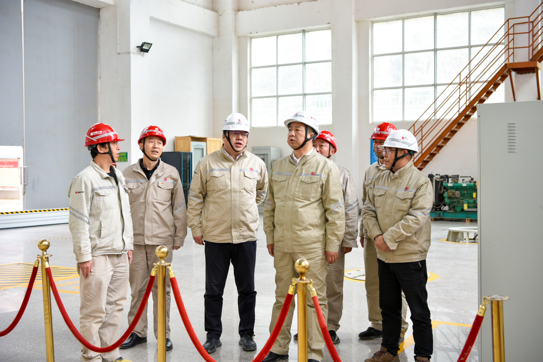 大唐甘肅公司黨委書記、董事長王建偉到碧口水電廠調研指導工作