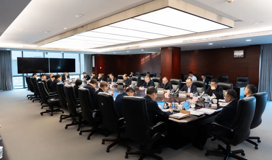 中國華電黨組傳達學習習近平總書記近期重要講話和重要指示精神、上級重要會議精神