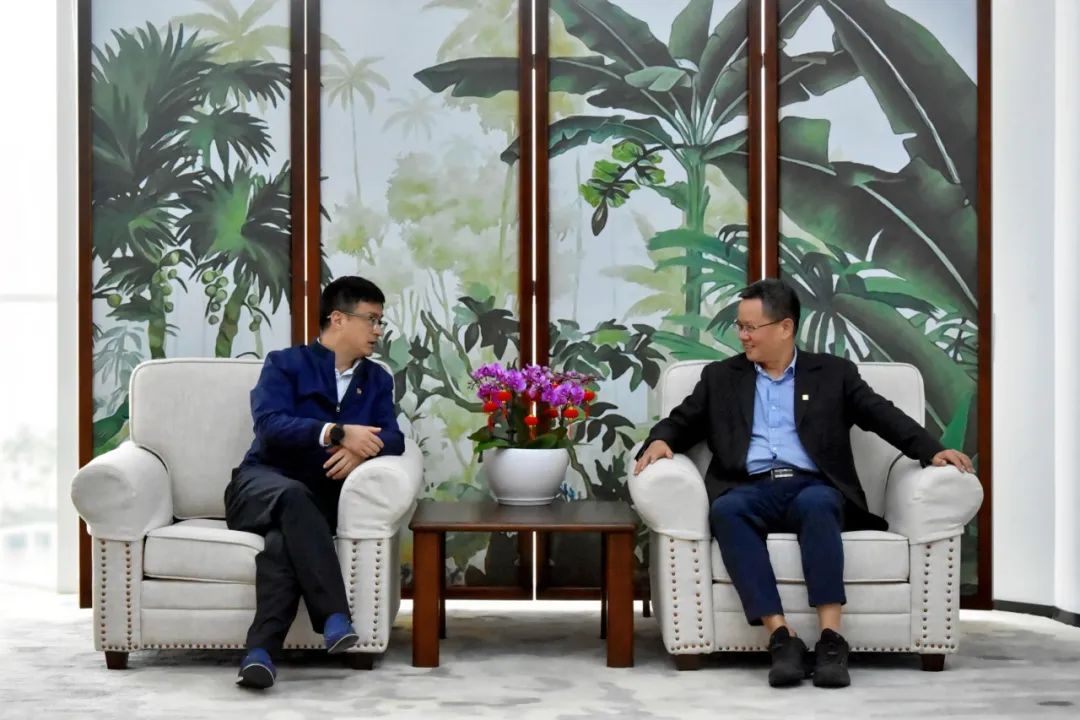 國電投海南公司黨委副書記、總經(jīng)理劉波濤拜訪大唐海南公司黨委書記、董事長王俊啟
